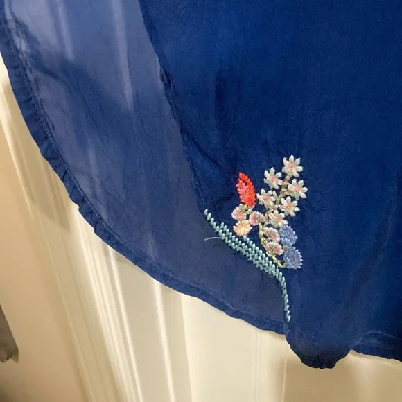 Johnny Was Blue Aubrieta Embroidered Tunic - Picture 5 of 6